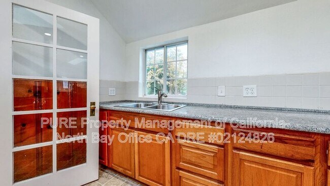 Building Photo - 3221 Acreage Ln