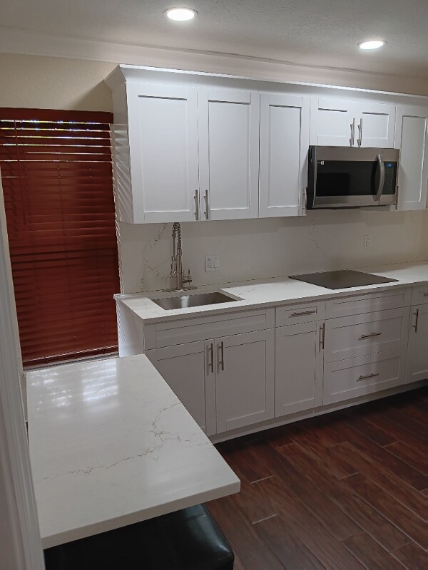 Building Photo - 1257 SE Airoso Blvd