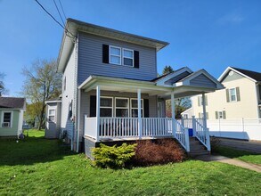 Building Photo - 15 1st Ave