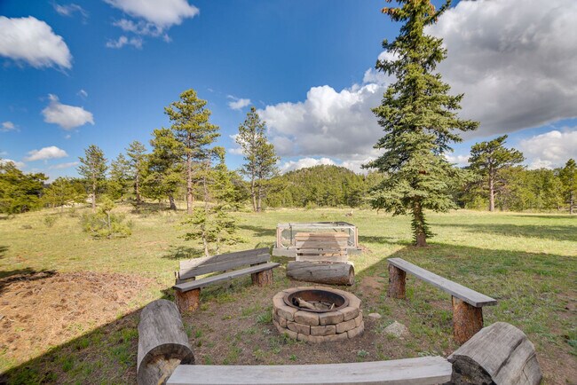 Building Photo - 465 Springmeadow Way