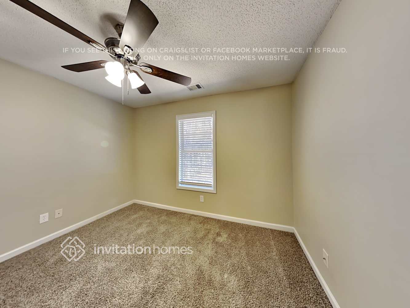 Building Photo - 1127 Chateau Terrace
