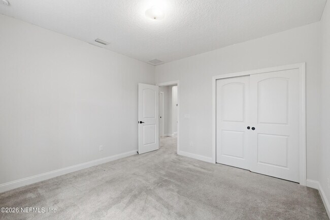 Building Photo - 250RENT Shadow Cv
