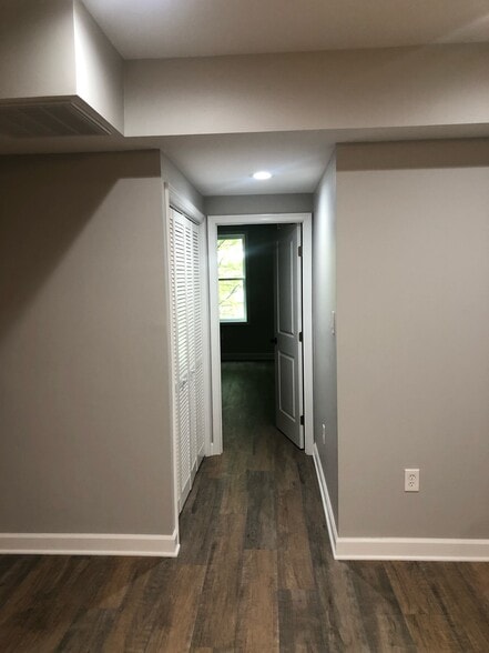Hallway - 2737 Maryland Ave