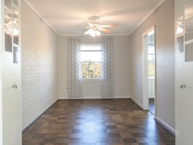 Dining room - 702 Quince Orchard Blvd