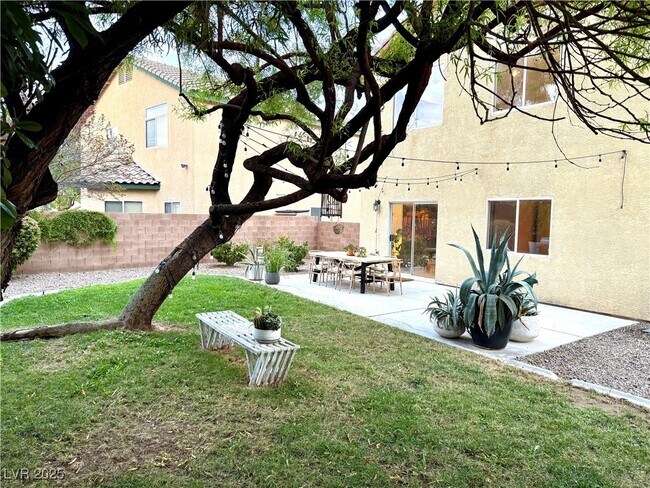 Building Photo - 11101 Montagne Marron Blvd