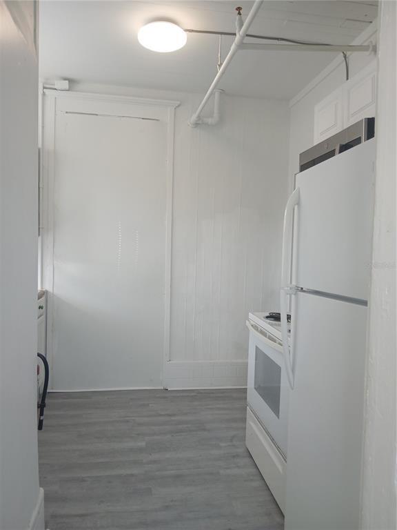 Building Photo - 730 4th Ave N