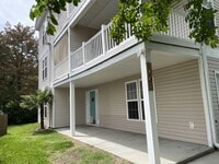 Building Photo - 1508 Parks Ave