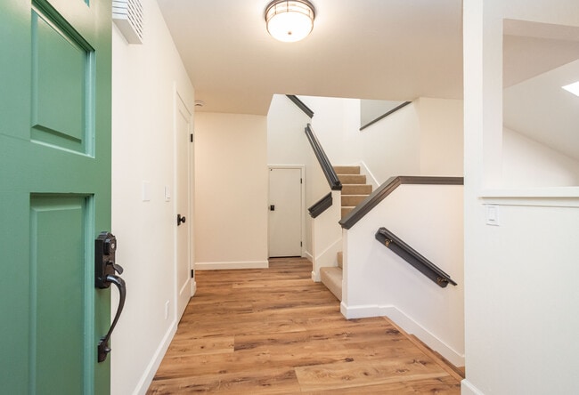 Building Photo - 1797 Silverado Trail
