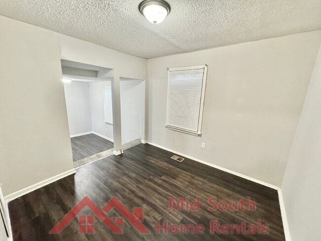 Building Photo - 655 Granada Rd