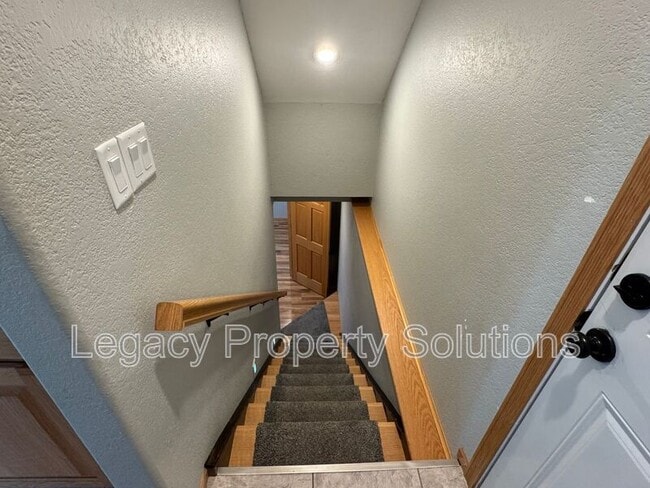 Building Photo - 1832 Assumption Dr