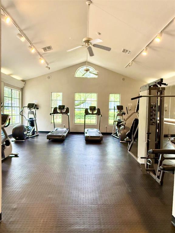 Building Photo - 3846 Bay Club Cir