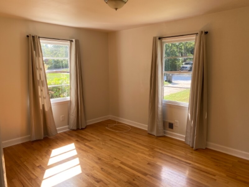 Building Photo - 1606 Winter St