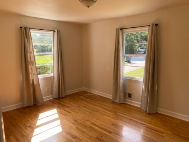 Building Photo - 1606 Winter St