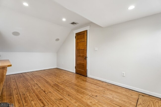 Building Photo - 439 St Marks Ave