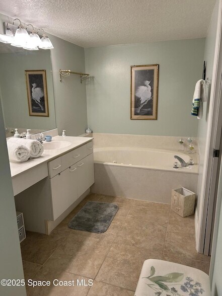 Building Photo - 3740 Ocean Beach Blvd