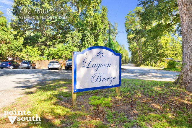 Building Photo - 2147 Henrietta Fulford Pl