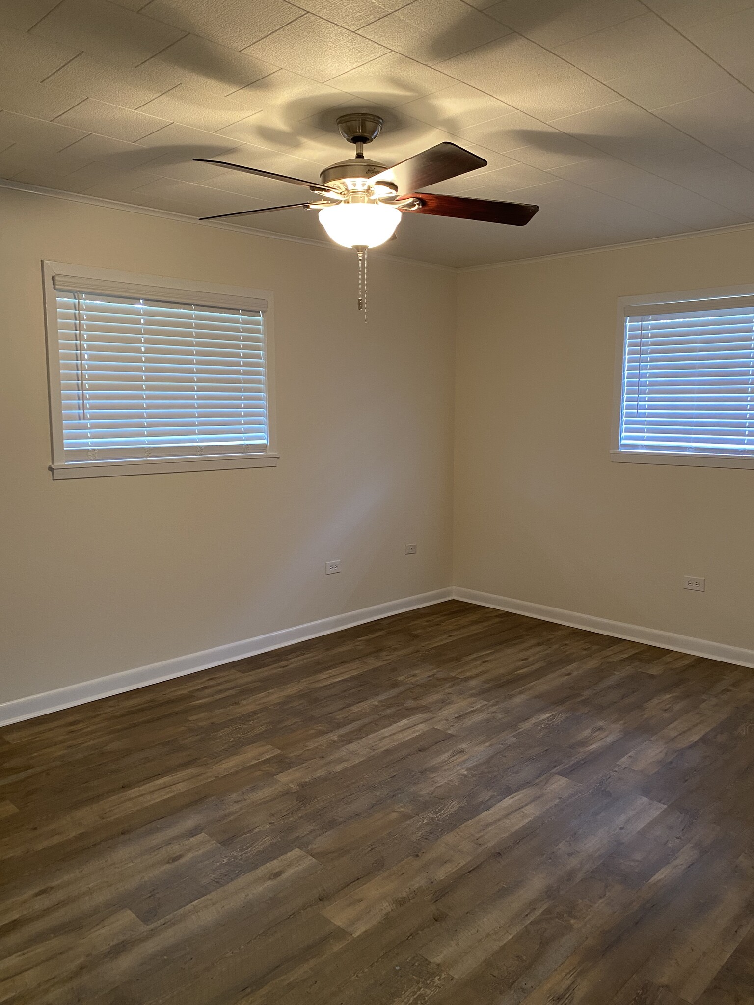 Master bedroom - 738 Granger St
