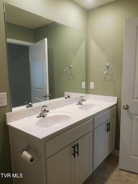 Building Photo - 70 Moon Rock Ct