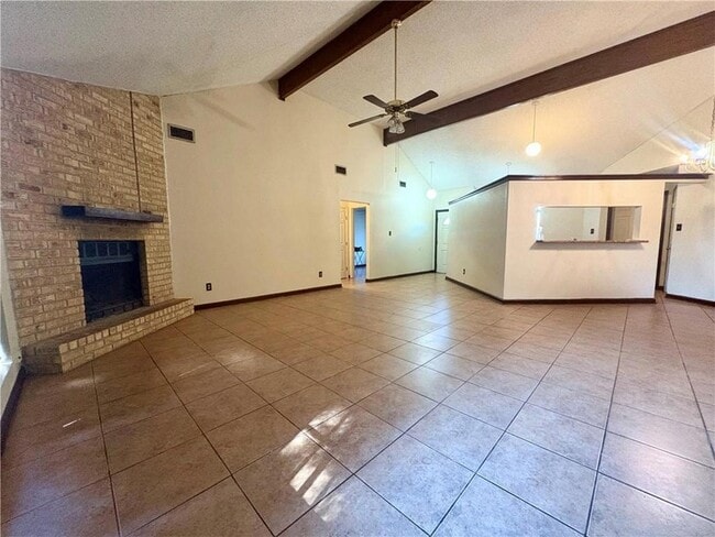 Building Photo - 1704 Admiral Nelson Dr