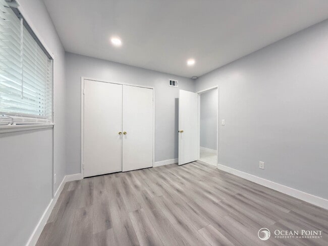 Building Photo - Newly Renovated Home for Rent in Thousand ...