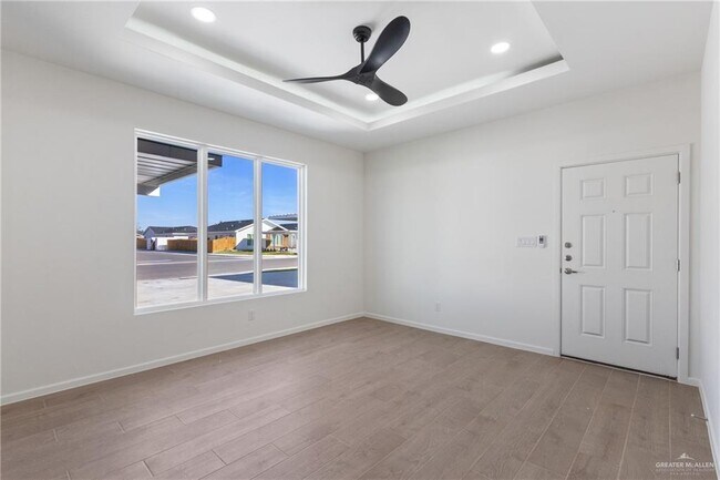 Building Photo - 13 San Andres