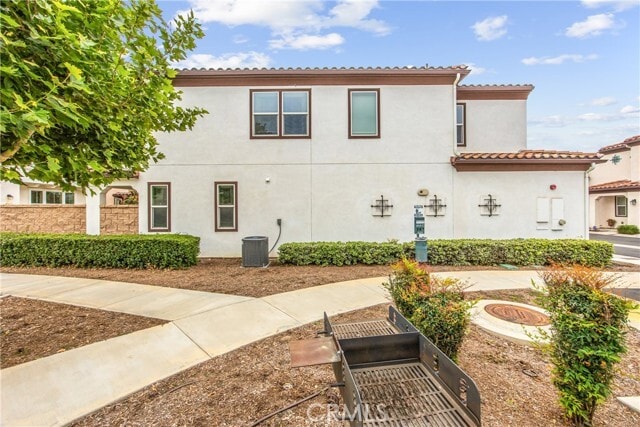 Building Photo - 1438 Madrid Dr