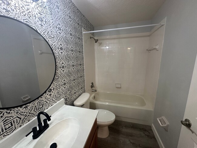 Building Photo - 4209 Austen Falls Ln