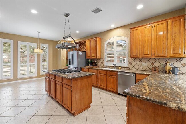 Building Photo - 4214 Caroline Ct