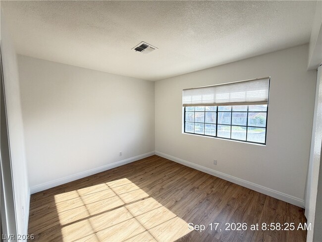 Building Photo - 2817 Crystal Cove Dr