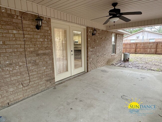 Building Photo - Beautiful 3 Bedroom Home in Milton!