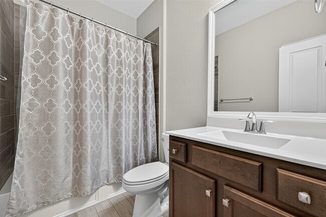 Building Photo - 4550 Shallow Ember Dr