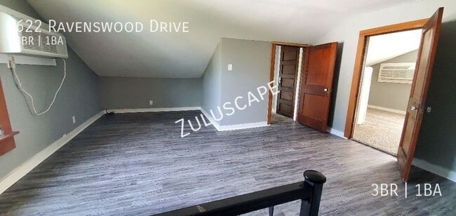 Building Photo - 622 Ravenswood Dr