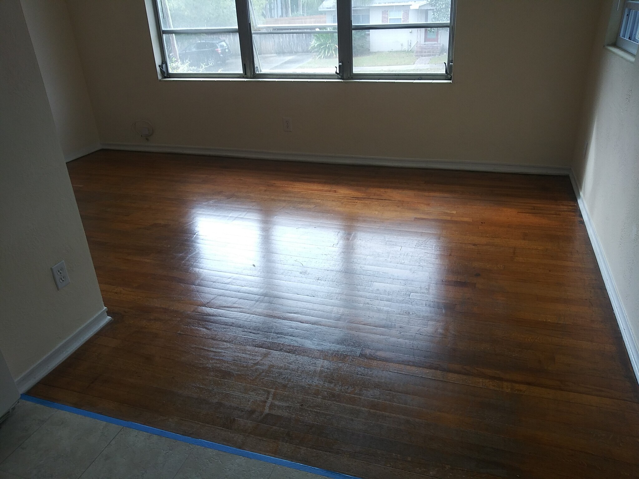 Hard wood Floors - 607 S Summerlin Ave