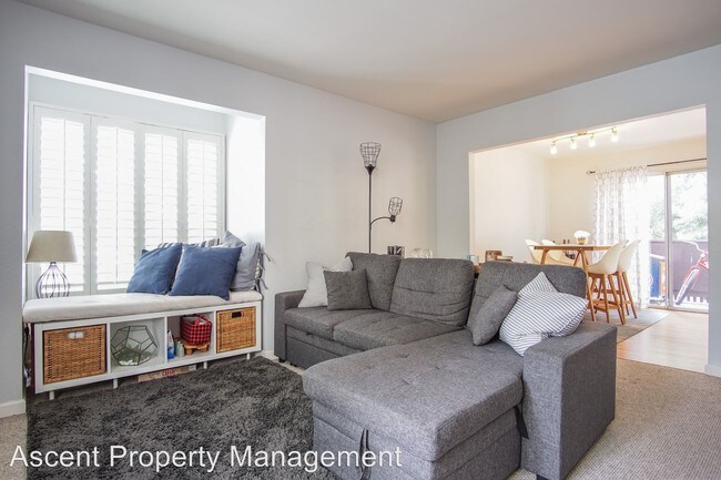 Building Photo - 7930 Mission Center Ct