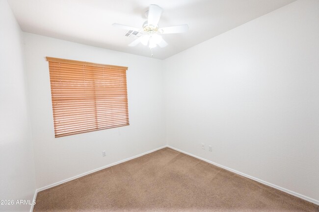 Building Photo - 40930 N Wild West Trail