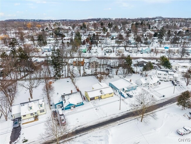 Building Photo - 941 Jamesville Ave