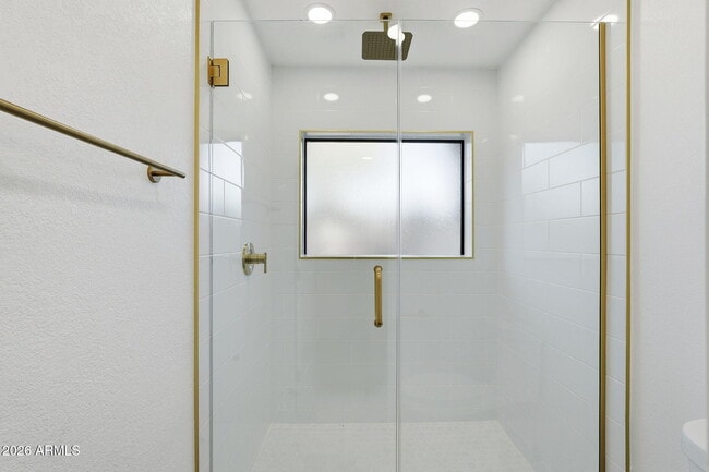 Building Photo - 2029 N Sunset Dr