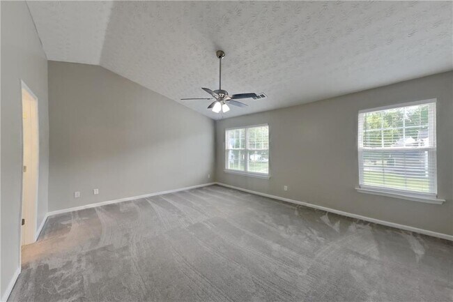 Building Photo - 3279 Deer Valley Dr NW