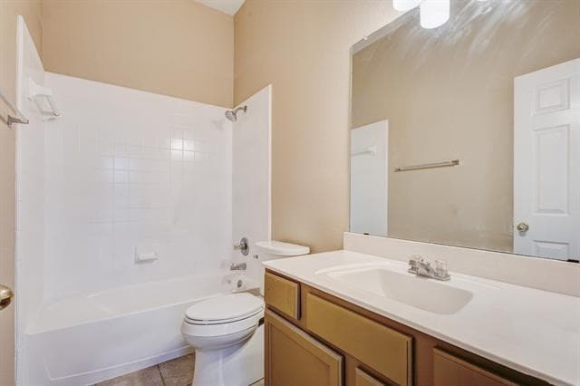 Building Photo - 3844 Harrison Dr