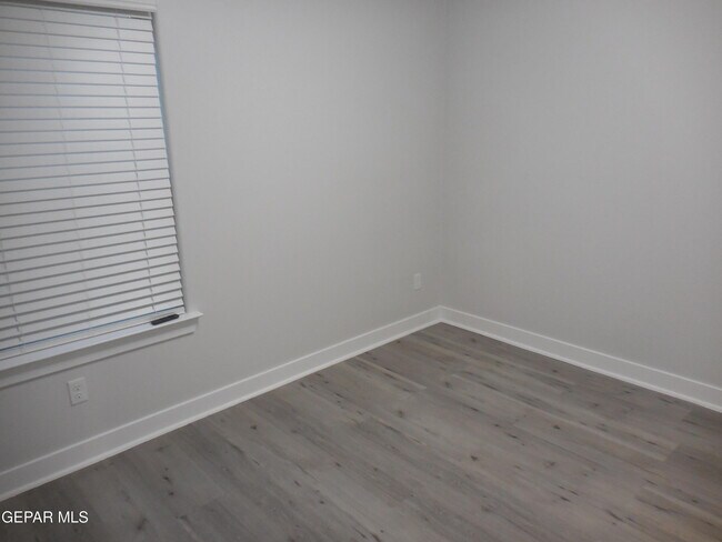 Building Photo - 7405 Norte Portugal Ln