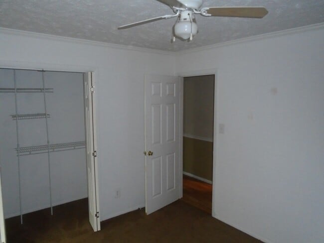 Building Photo - Briarcliff Condos