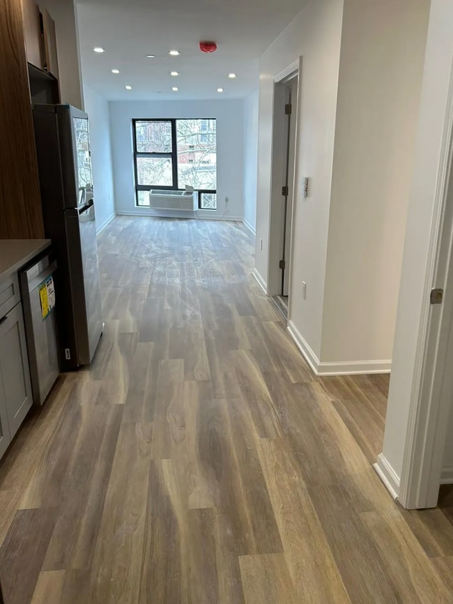 Building Photo - 508 Market St