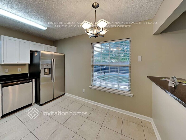 Building Photo - 7856 Collins Ridge Blvd