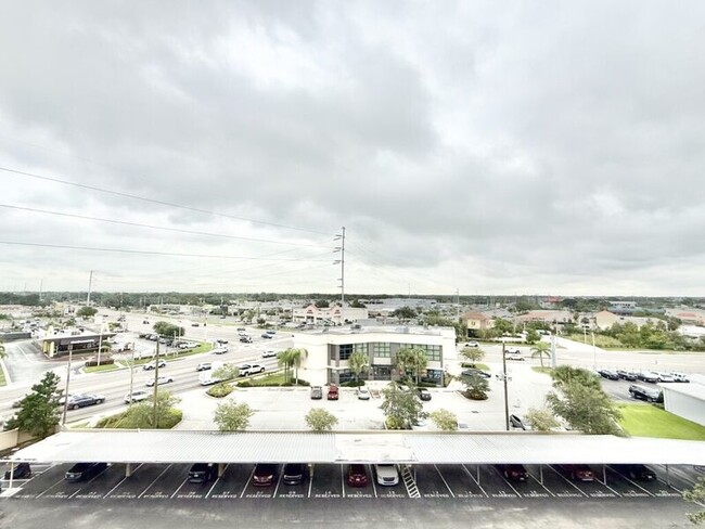 Building Photo - 8950 Park Blvd