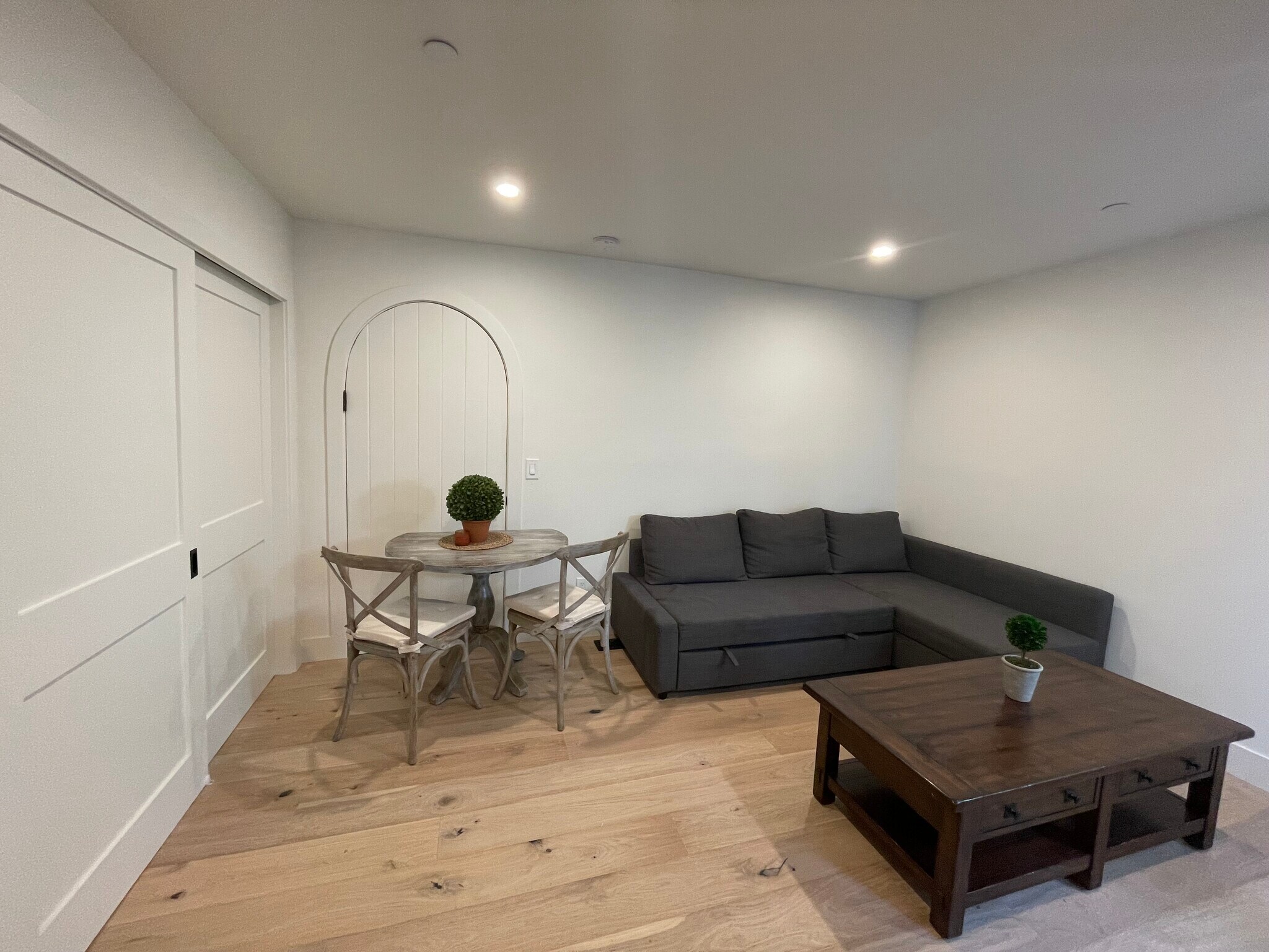 Building Photo - 14381 Maclay Ct