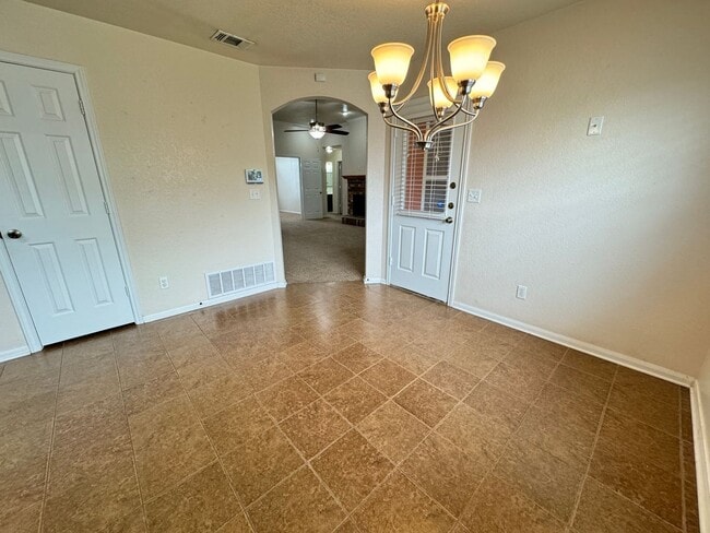 Building Photo - 3610 Fox Glove Ln