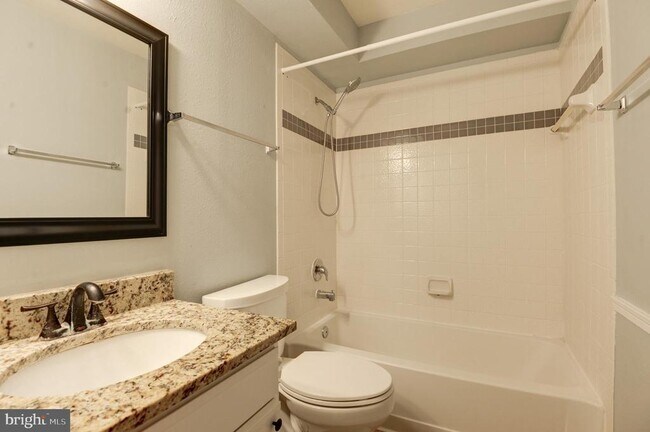 Building Photo - 3313 Wyndham Cir
