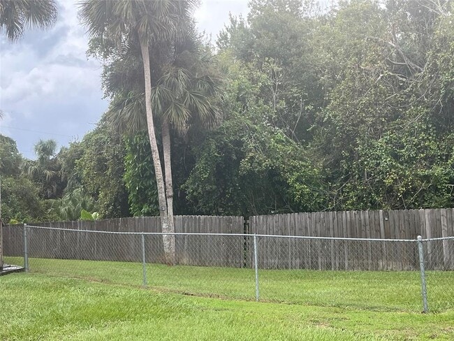 Building Photo - 6560 Timberlane Rd