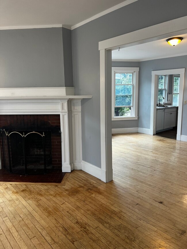 Building Photo - 83 Dartmouth St