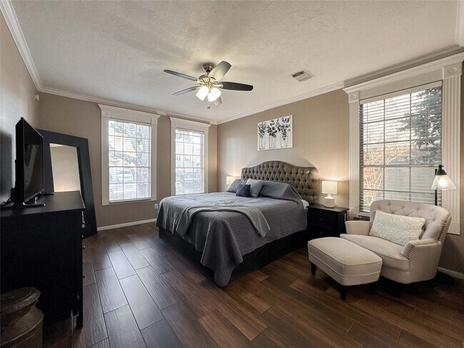 Building Photo - 1804 San Jose St